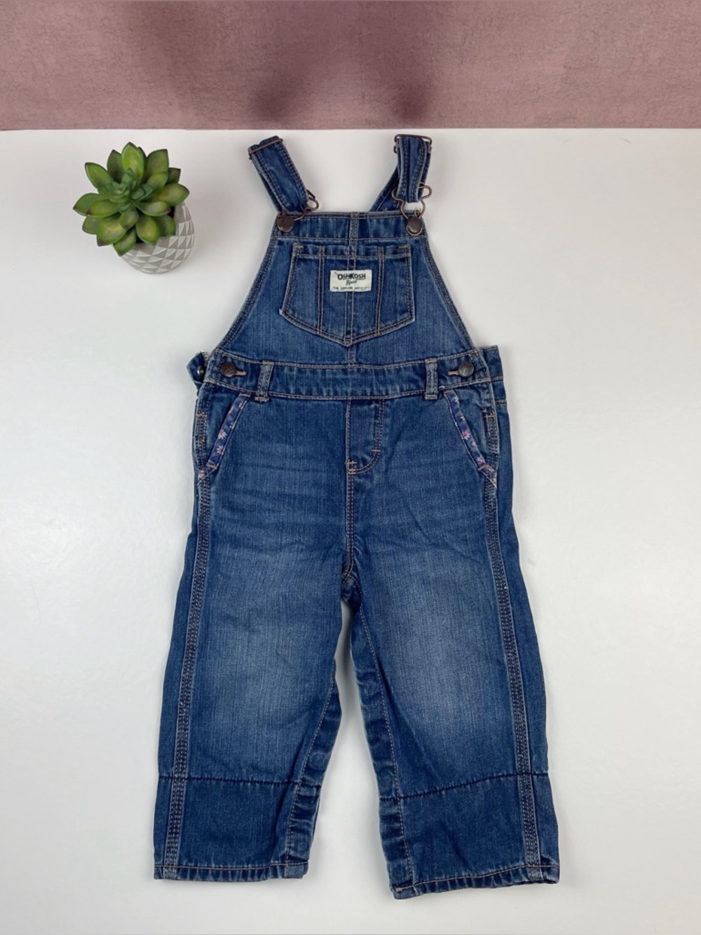 OshKosh B'gosh Blue Denim Floral Pockets Overalls Girl Baby Size 18 Months
